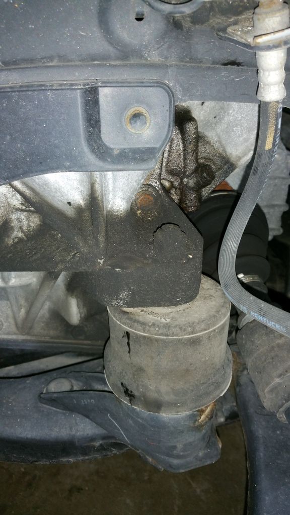 Leaking motor mount? Toyota Nation Forum